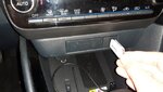yaris - usb.jpg